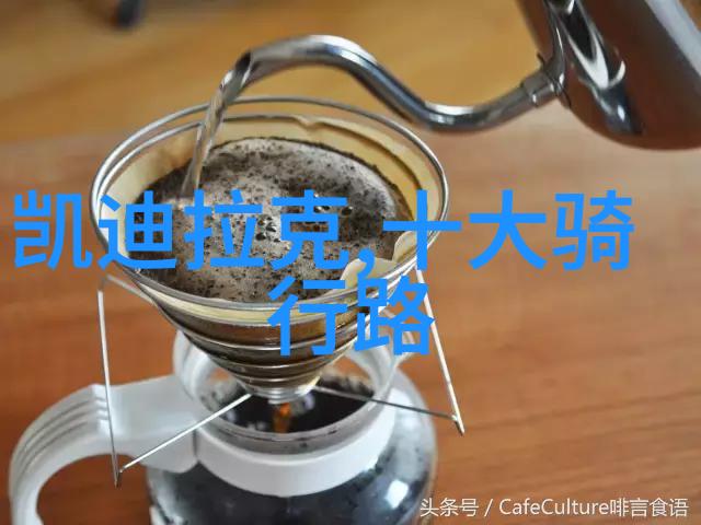 西藏高原之旅探索天蓝神秘的藏区风光