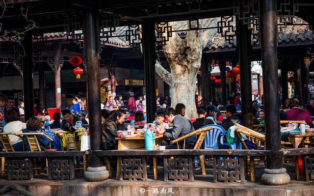 成都旅游必去十大景点推荐_景点成都旅游推荐去哪里玩_旅游成都哪些景点推荐/