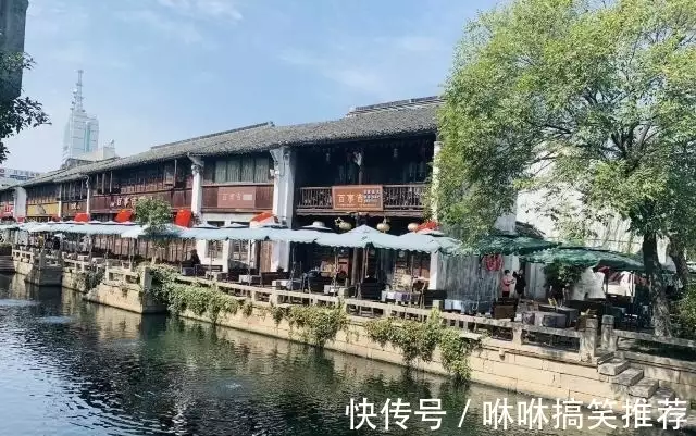 嘉兴月河古街的气势不亚于乌镇西塘 是全天免费的5A级景区