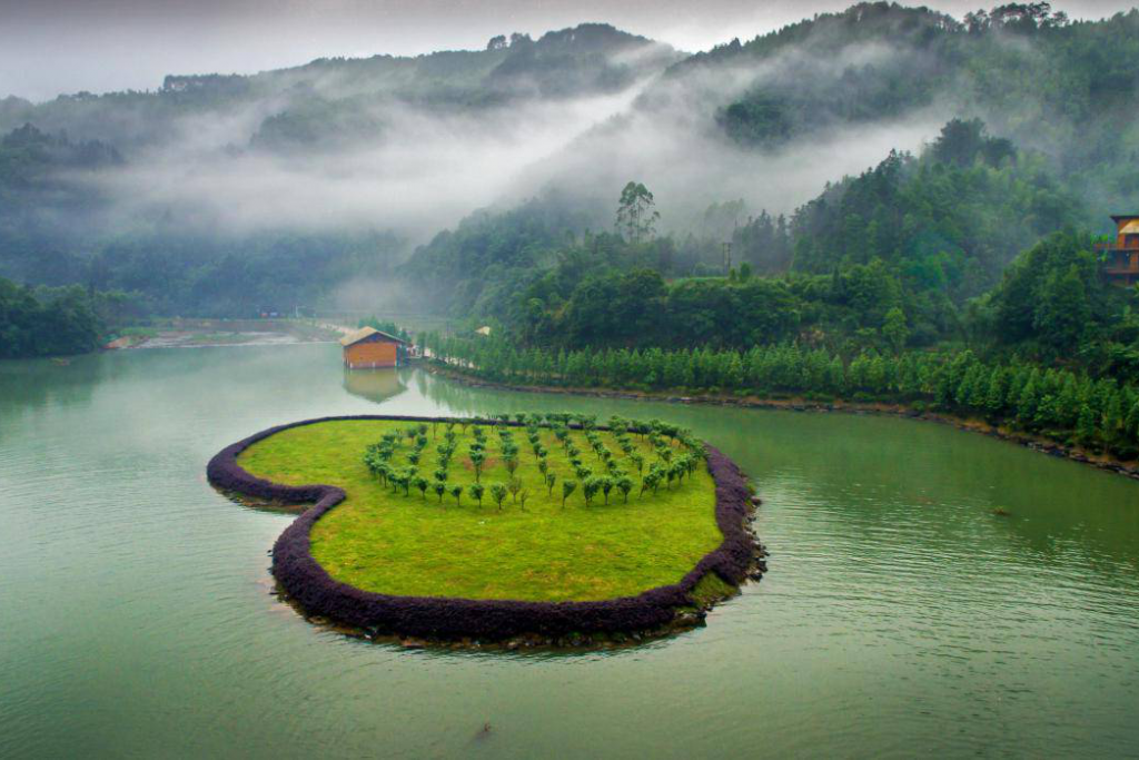 梧州旅游必去十大景点排名（广西梧州旅游景点介绍）/